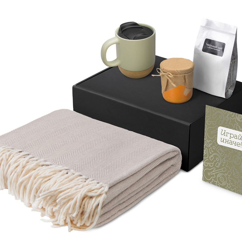 Подарочный набор «Re:y. Nest» с пледом, кружкой и вареньем