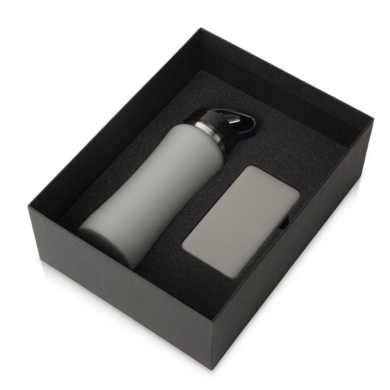 Подарочный набор с бутылкой для воды и повербанком С1, 5000 mAh, серый Подарочный набор с бутылкой для воды и повербанком С1, 5000 mAh, серый