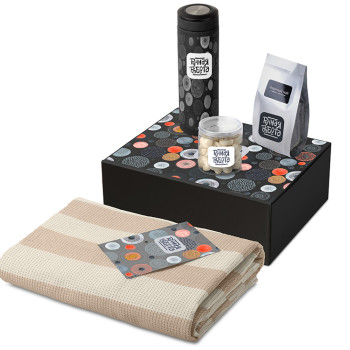 Подарочный набор «Re:y. Warm» с пледом, термосом и чаем