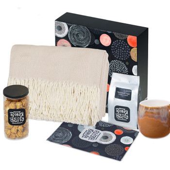 Подарочный набор «Re:y. Haven»  с пледом, кружкой и чаем