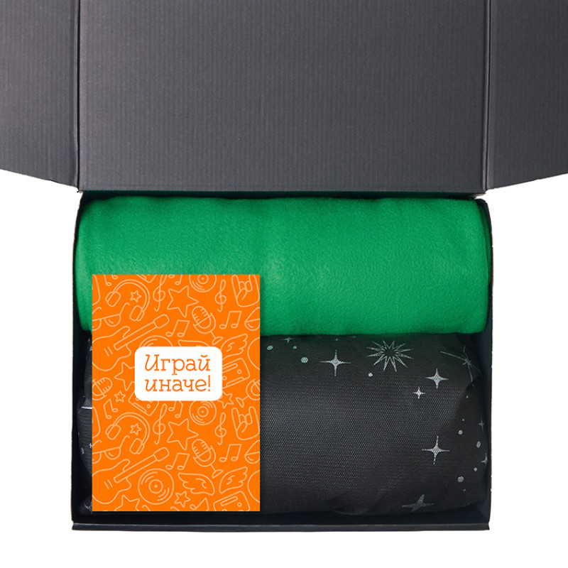 Подарочный набор с пледом, свечой и диффузором, зеленый