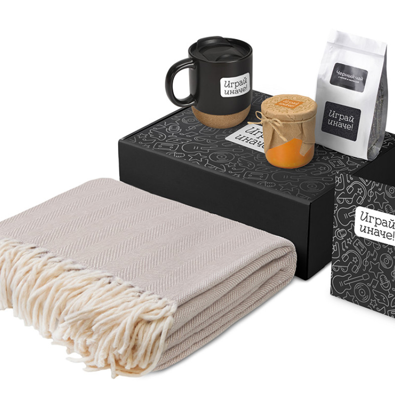 Подарочный набор «Re:y. Nest» с пледом, кружкой и вареньем
