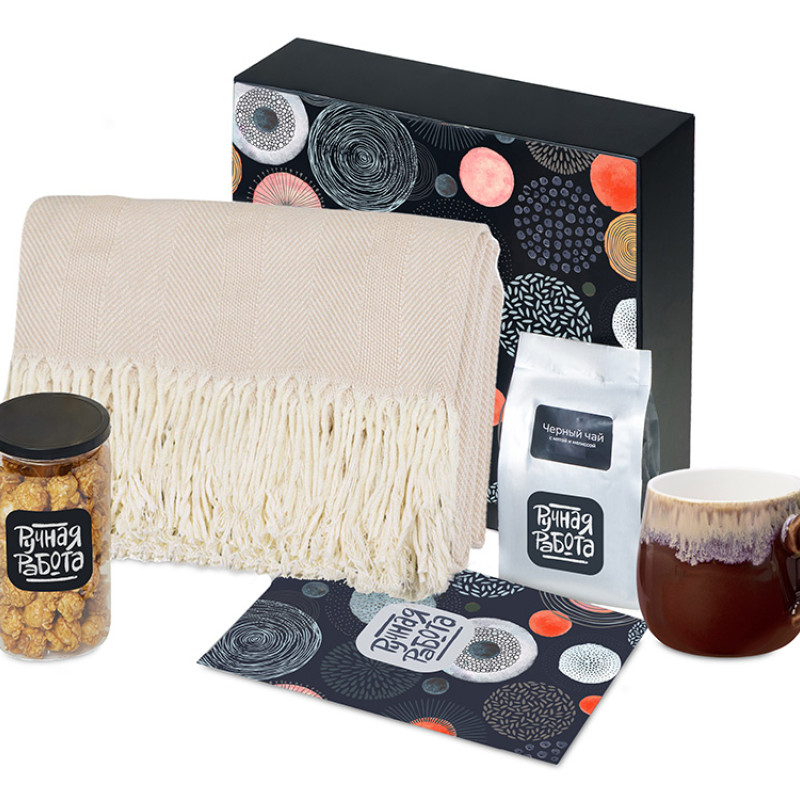 Подарочный набор «Re:y. Haven»  с пледом, кружкой и чаем