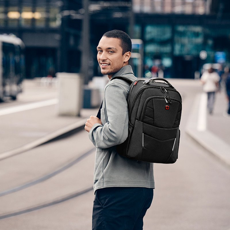 Рюкзак WENGER ALTAIR 15.6", черный, переработанный ПЭТ/Полиэстер, 32х21х44 см, 22 л.