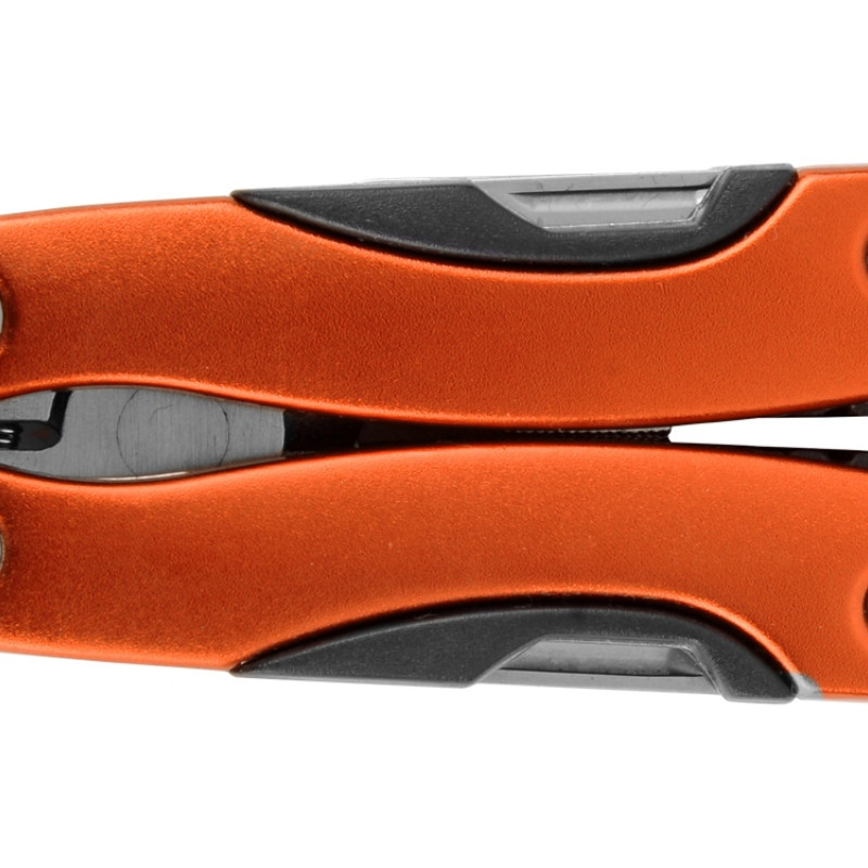 Мультиинструмент-пассатижи в чехле для ношения на поясе