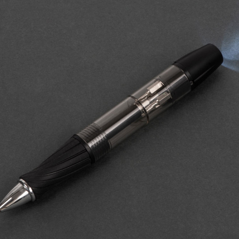 Многофункциональный инструмент 7-в-1 c фонариком «Joker», черный