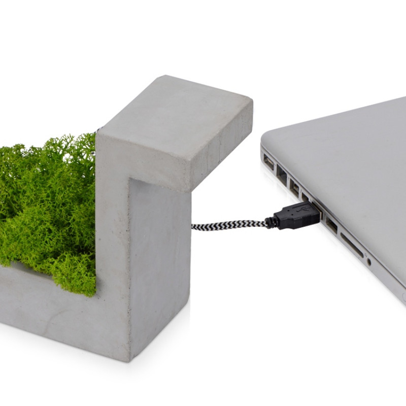 Настольная лампа из бетона "Blok Lamp"