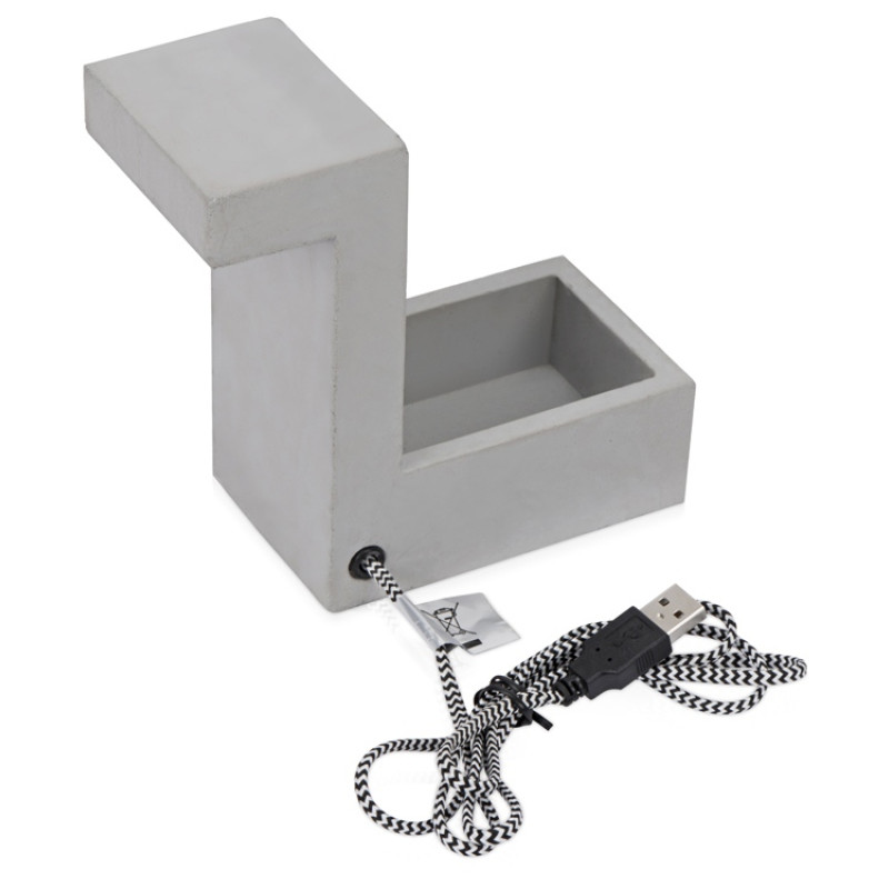 Настольная лампа из бетона "Blok Lamp"