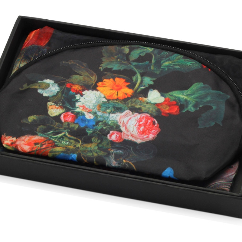 Набор «Цветы»: косметичка и шарф