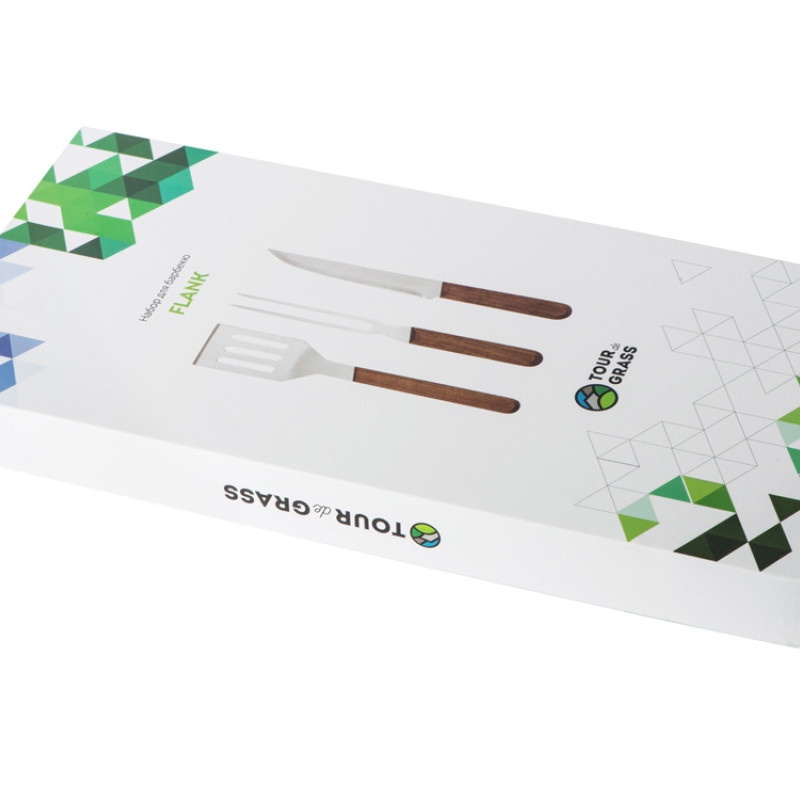 Набор для барбекю из ореха "Flank" (P) Набор для барбекю из ореха "Flank" (P)