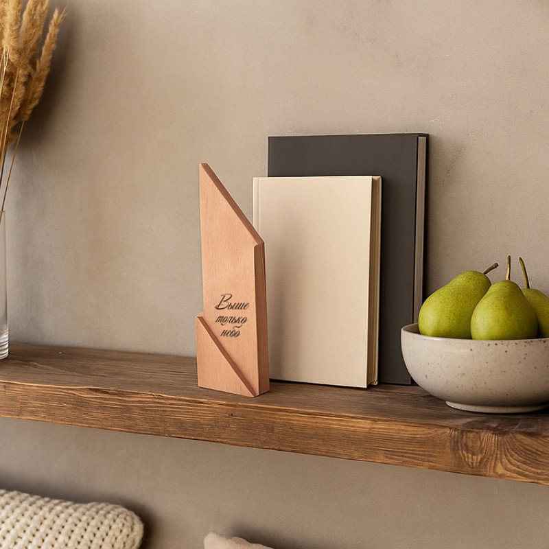 Награда из бука "Monolith"