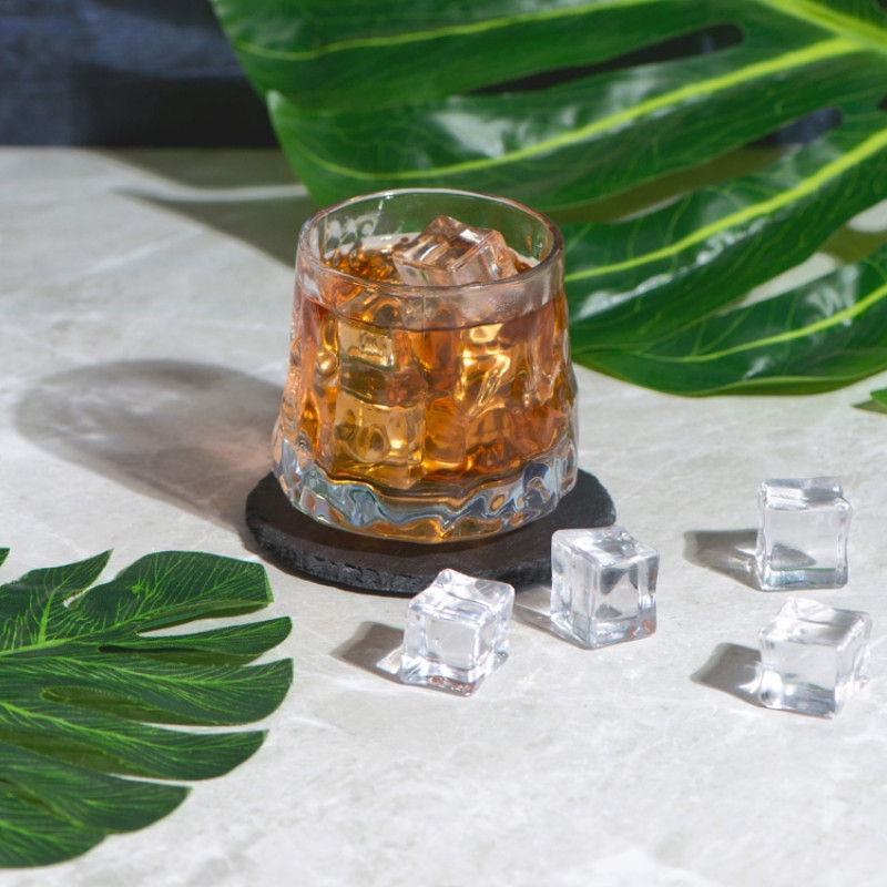 Вращающийся бокал для виски на сланцевом костере "Bromo"