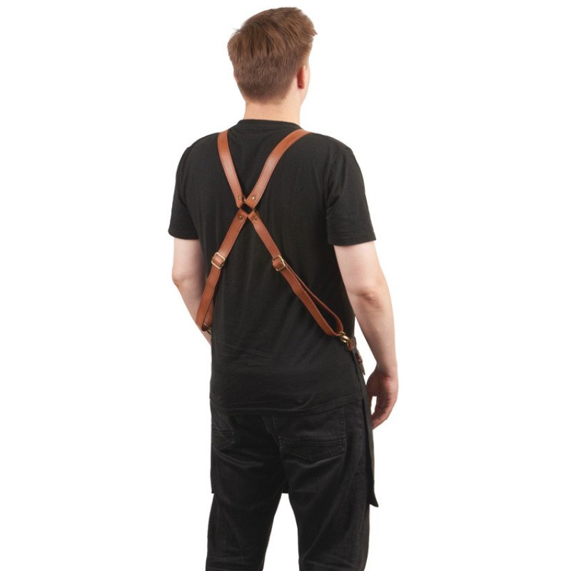 Фартук из натуральной кожи флотер  Материал: натуральная кожа КРС, цвет фартука: черный, цвет ремней: светлый бук, фурнитура из металлического сплава ЦАМ, цвет фурнитуры: антик, размер универсальный