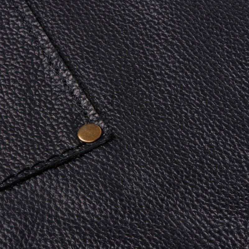 Фартук из натуральной кожи флотер  Материал: натуральная кожа КРС, цвет фартука: черный, цвет ремней: светлый бук, фурнитура из металлического сплава ЦАМ, цвет фурнитуры: антик, размер универсальный