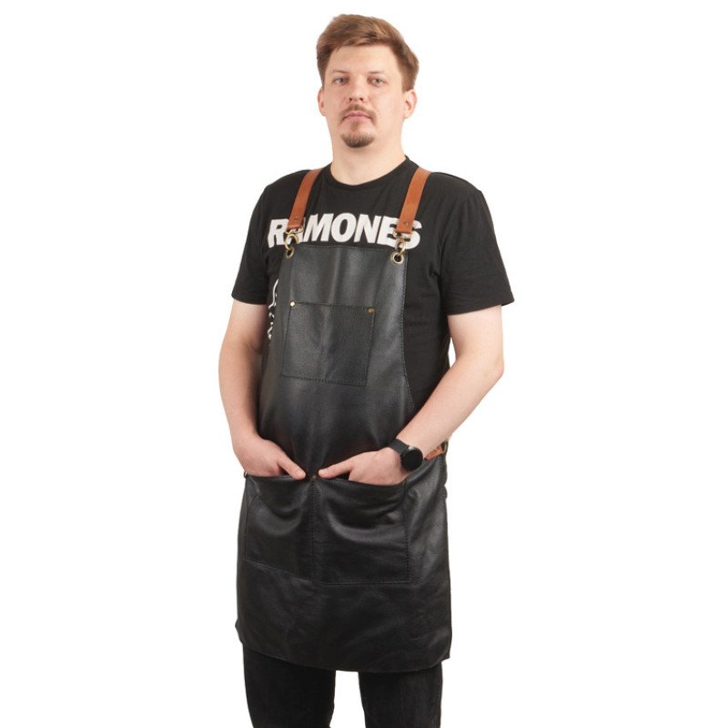 Фартук из натуральной кожи флотер  Материал: натуральная кожа КРС, цвет фартука: черный, цвет ремней: светлый бук, фурнитура из металлического сплава ЦАМ, цвет фурнитуры: антик, размер универсальный