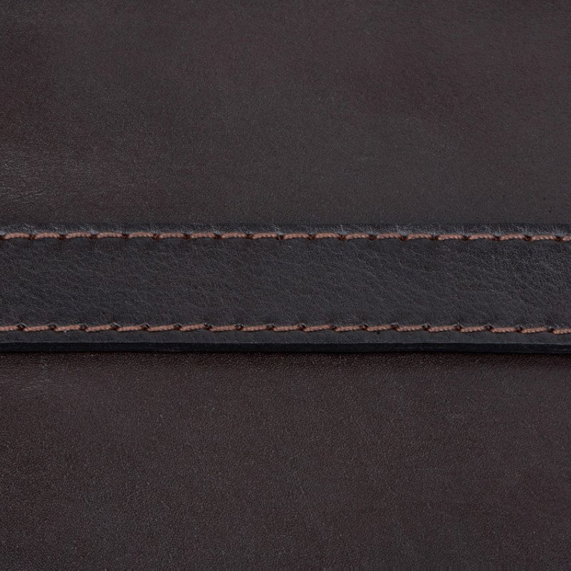 Фартук из натуральной кожи, материал: натуральная кожа КРС, цвет фартука: темно-коричневый, цвет ремней: коричневый тёмный, фурнитура из металлического сплава ЦАМ, цвет фурнитуры: антик, размер универсальный