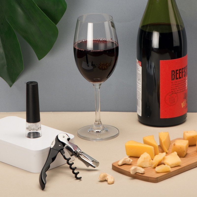 Набор аксессуаров для вина Malbec в пластиковой подарочной коробке, 2шт Набор аксессуаров для вина Malbec в пластиковой подарочной коробке, 2шт