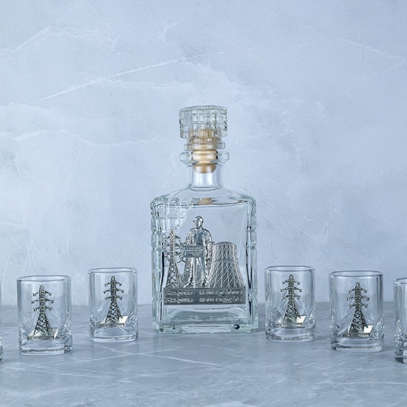 Набор со штофом ЭНЕРГЕТИКИ