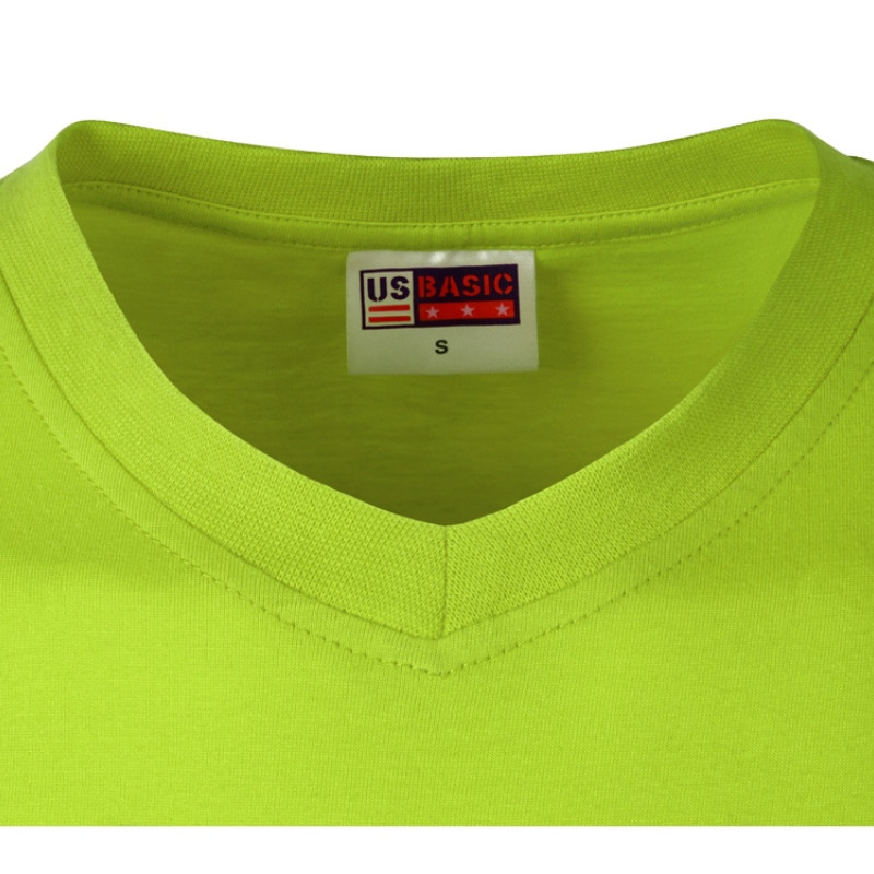 Футболка "Heavy Super Club" мужская с V-образным вырезом, зеленое яблоко