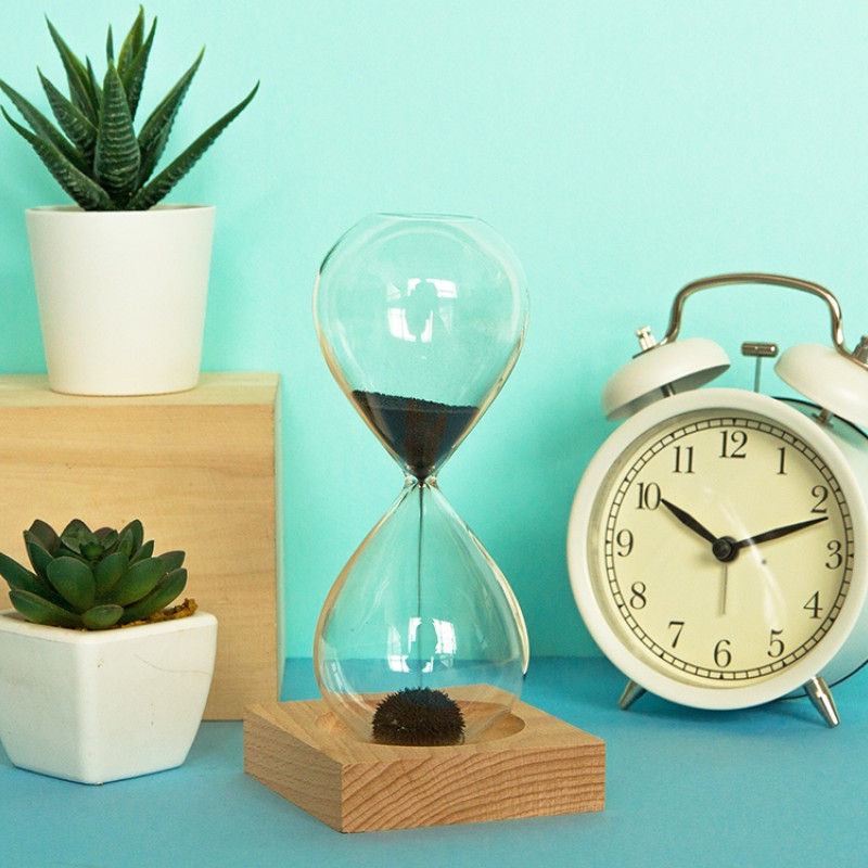 Песочные магнитные часы на деревянной подставке "Infinity"