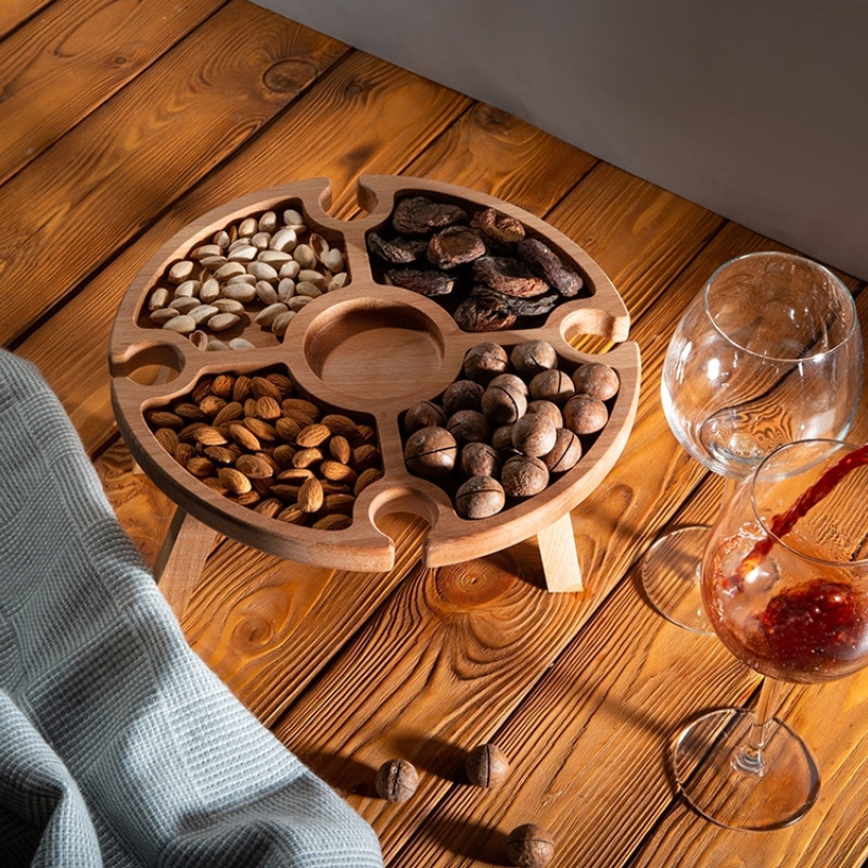 Деревянный столик на складных ножках "Outside party"