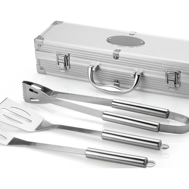 Набор для барбекю в кейсе: лопатка, щипцы, вилка "Salvy"