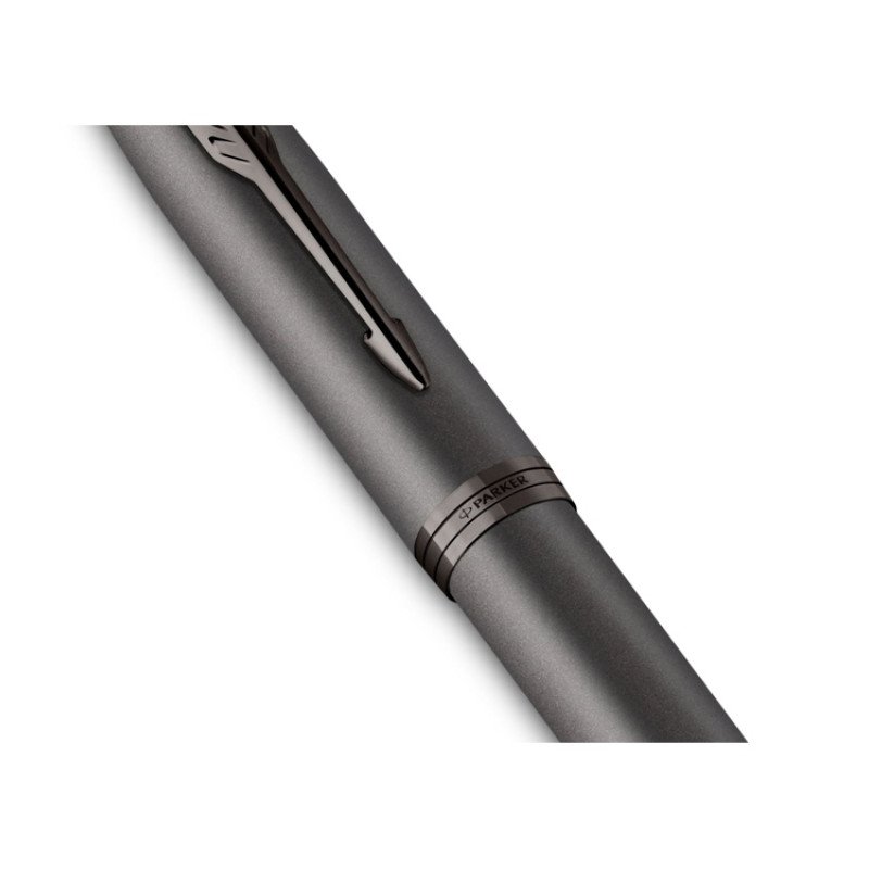 Ручка роллер Parker IM Monochrome Black, стержень:F, цвет чернил: black, в подарочной упаковке.