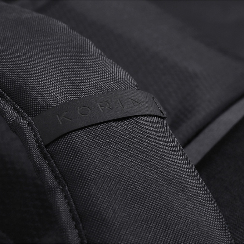 Водостойкий антикражный рюкзак Clickpack для ноутбука 15.6", черный