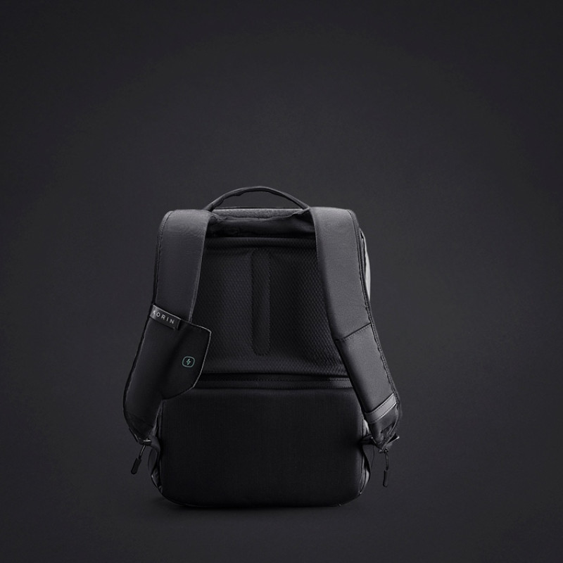 Водостойкий антикражный рюкзак Clickpack для ноутбука 15.6", черный