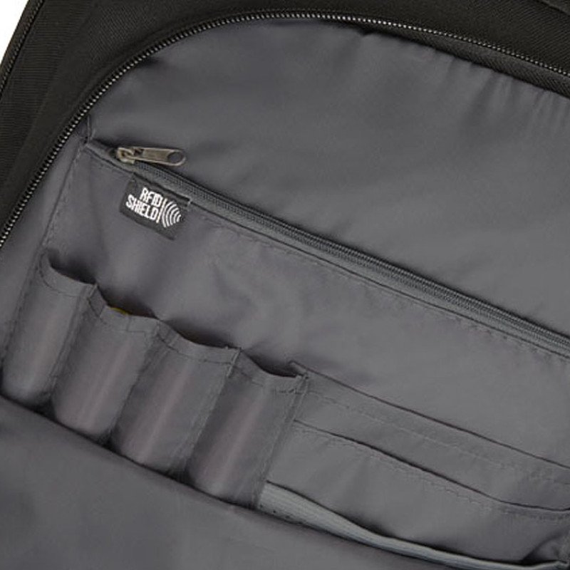Рюкзак Ravy для ноутбука 15.6" с защитой RFID, черный Рюкзак Ravy для ноутбука 15.6" с защитой RFID, черный