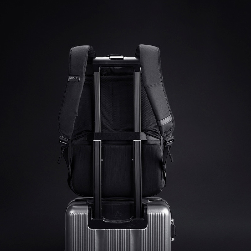 Водостойкий антикражный рюкзак Clickpack для ноутбука 15.6", черный