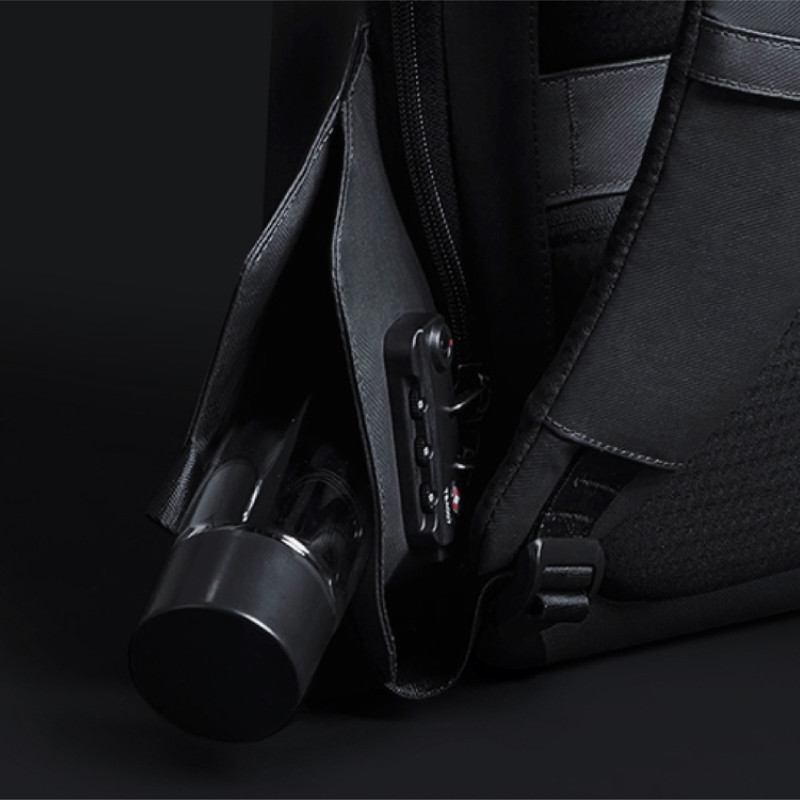 Водостойкий антикражный рюкзак Hipack для ноутбука 15.6", черный