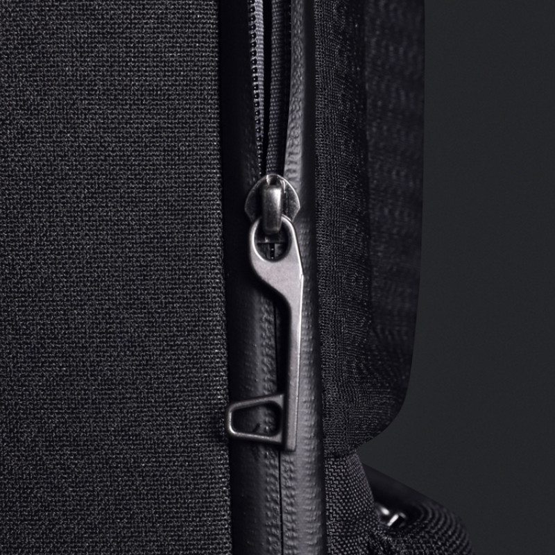 Водостойкий антикражный рюкзак Clickpack для ноутбука 15.6", черный