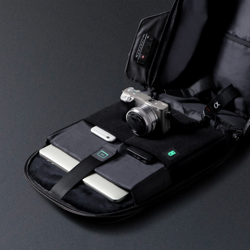 Водостойкий антикражный рюкзак Hipack для ноутбука 15.6", черный