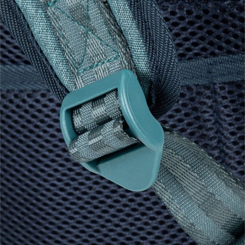 RIVACASE 7760 aquamarine ECO рюкзак для ноутбука 15.6" / 6 RIVACASE 7760 aquamarine ECO рюкзак для ноутбука 15.6" / 6