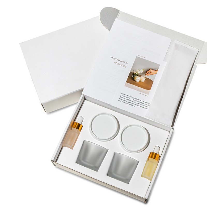 Набор для создания 2-х ароматических свечей: имбирный пряник, рождественская елка (без лого LM)