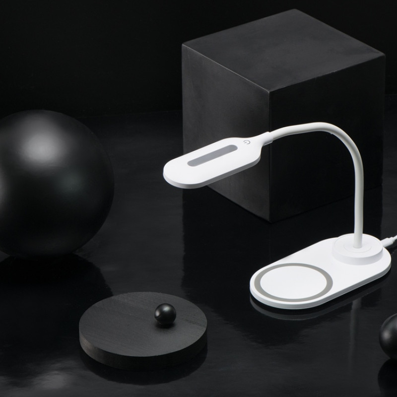 Настольный светильник с беспроводной зарядкой "Flamp", белый