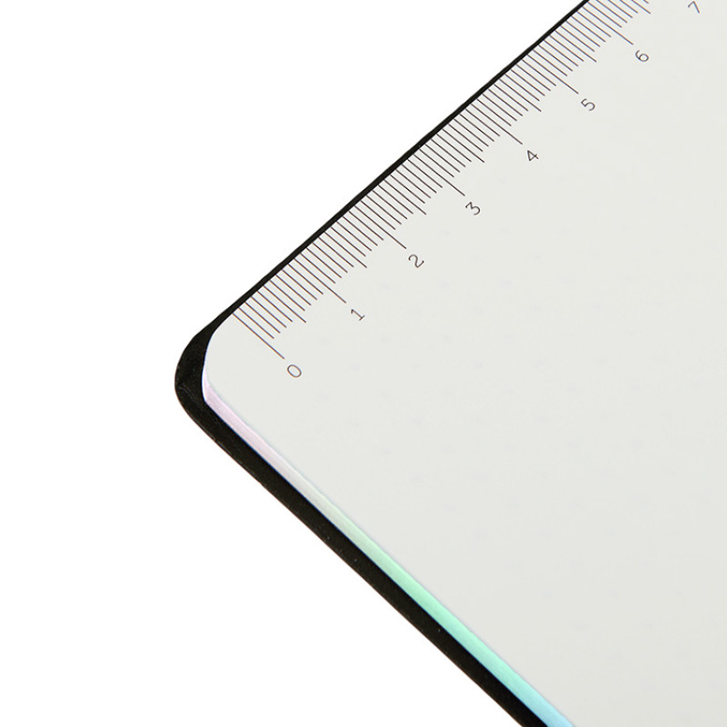 Блокнот А5 в гибкой обложке "Fellini" с голографическим срезом, черный