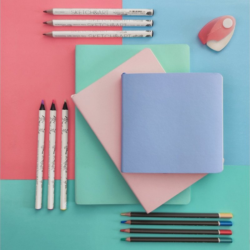 Скетчбук "Sketch & Art" в мягком переплете 140х210 мм, 100 л. бежевой бумаги 100 гр., голубой Скетчбук "Sketch & Art" в мягком переплете 140х210 мм, 100 л. бежевой бумаги 100 гр., голубой