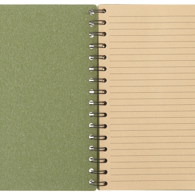 Блокнот на спирали в картонной обложке с переработанной бумагой "Mania", зеленый