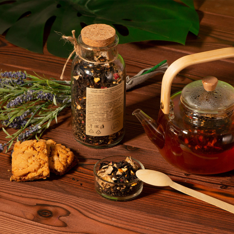 Чай черный, с соком имбиря, кусочками апельсина и малины, 100г