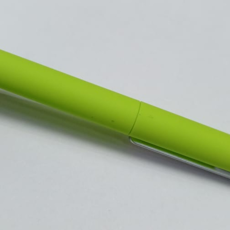 Ручка шариковая пластиковая "Bon" с покрытием soft touch, зеленое яблоко (Р)