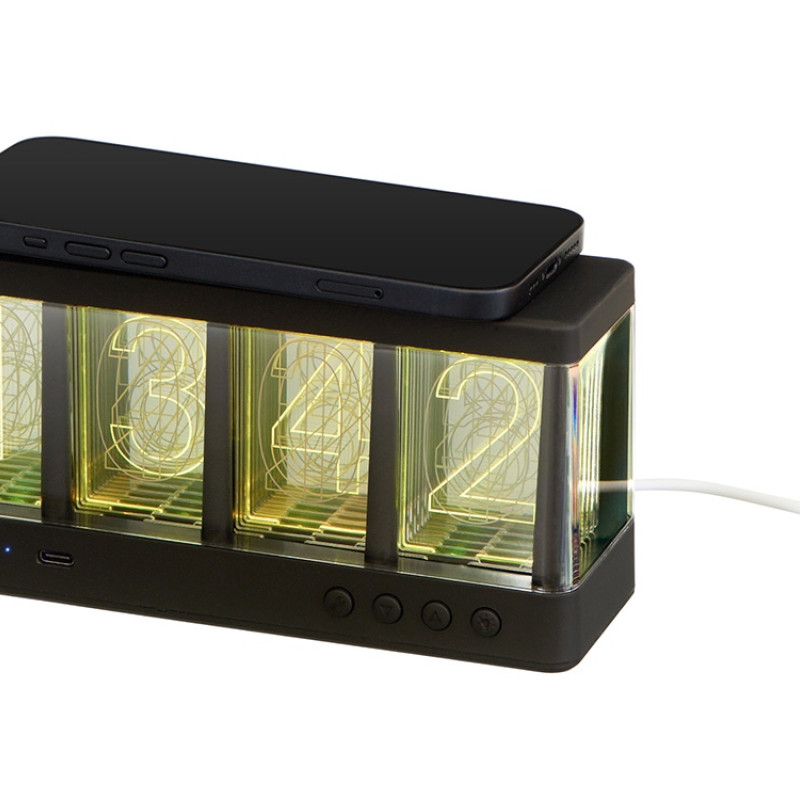 Часы с беспроводной зарядкой "Cyber", 10 Вт