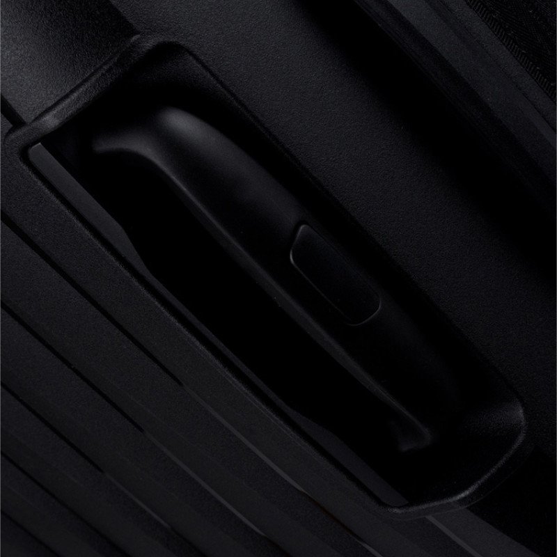 Чемодан Eberhart Dune средний М полипропилен черный 46D-009-424