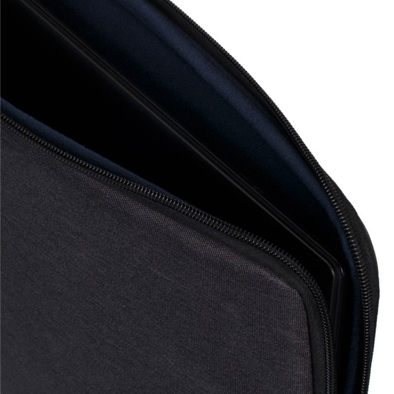 RIVACASE 7703 black ECO чехол для ноутбука 13.3" / 12 RIVACASE 7703 black ECO чехол для ноутбука 13.3" / 12