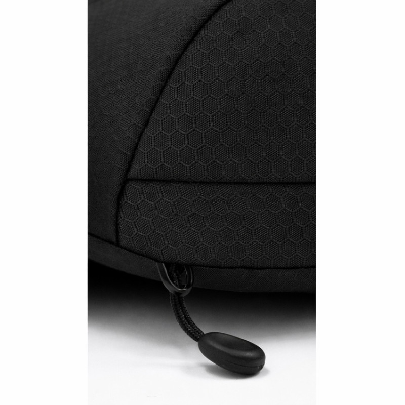 Сумка-слинг «Nomad» на одно плечо из водостойкого переработанного пластика, черный