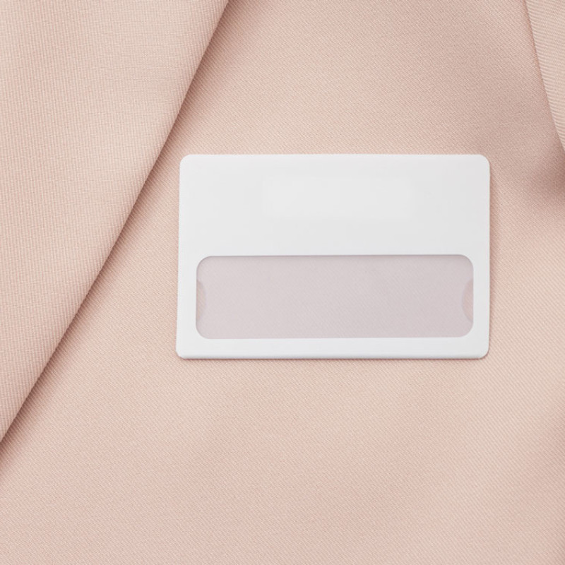 Бейдж с загибушкой(литой) 90х60мм, белый Бейдж с загибушкой(литой) 90х60мм, белый