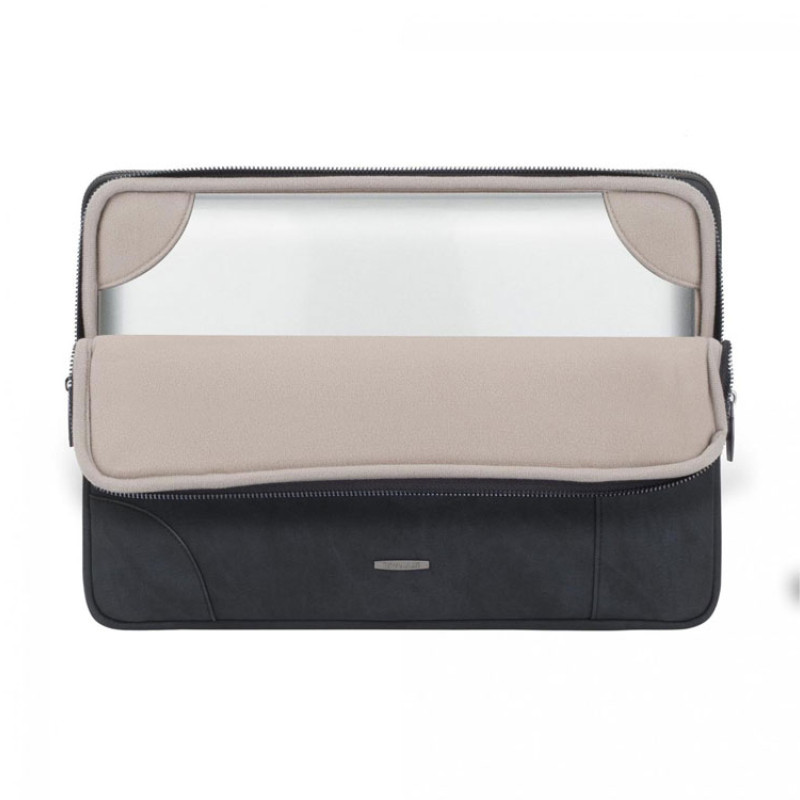 Универсальный чехол 8905 для ноутбуков до 15.6'', черный