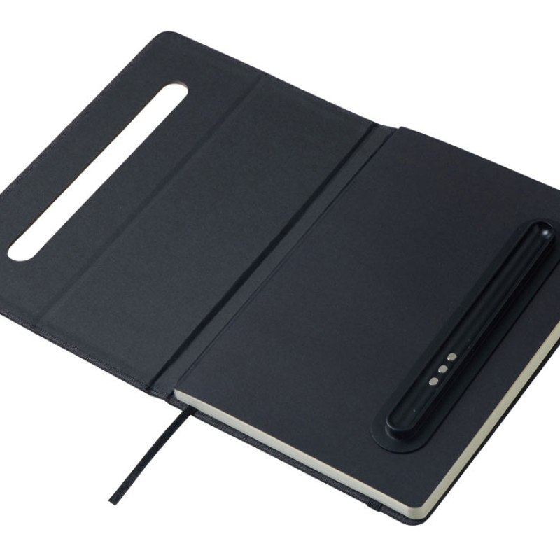 Набор блокнот А5 с магнитным держателем для ручки и подставкой для телефона и металлической шариковой ручкой "NotaBene", черный