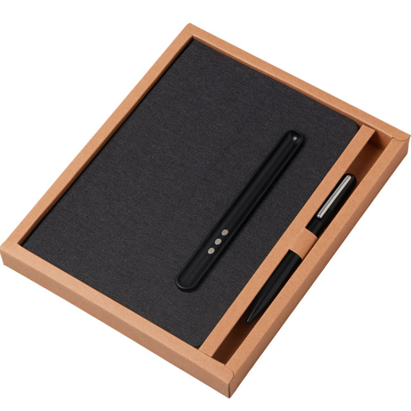Набор блокнот А5 с магнитным держателем для ручки и подставкой для телефона и металлической шариковой ручкой "NotaBene", черный